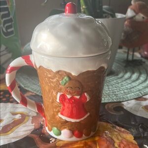 Festive Gingerbread Mug with Lid